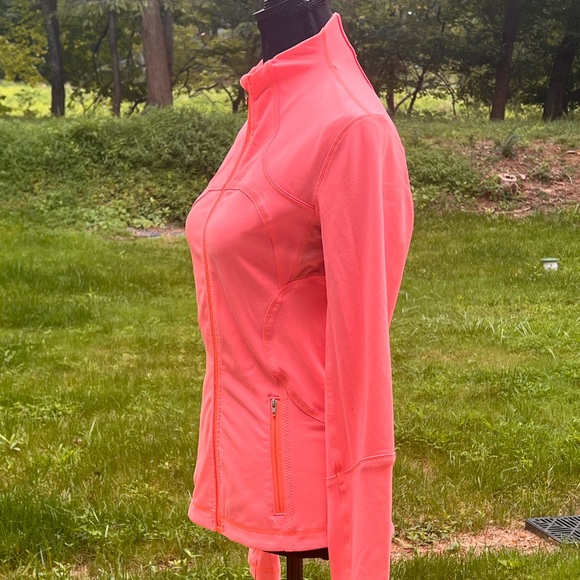LULULEMON ORANGE DEFINE JACKET SIZE MEDIUM - Picture 5 of 9